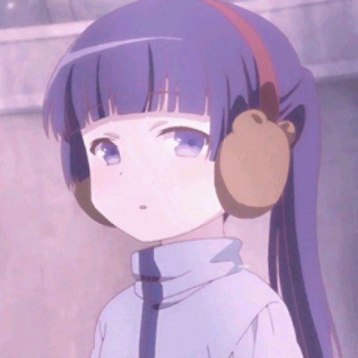 竹笋把衣服顶起来了